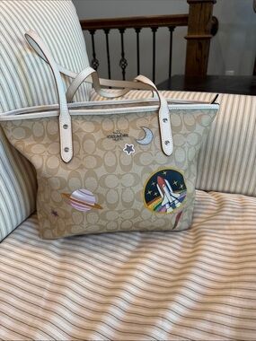 Coach nasa space themed city tote shoulder bag purse F29126 with hangtag